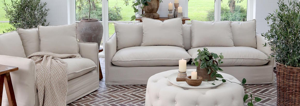 MALO sofa og loungem�bler i h�r med bl�de puder og eksklusiv komfort til stuen