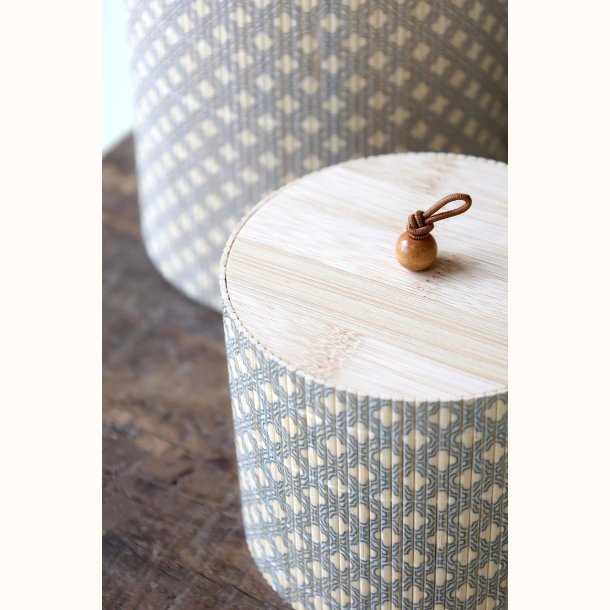 Dekorative opbevarings�sker i bambus fra Chic Antique