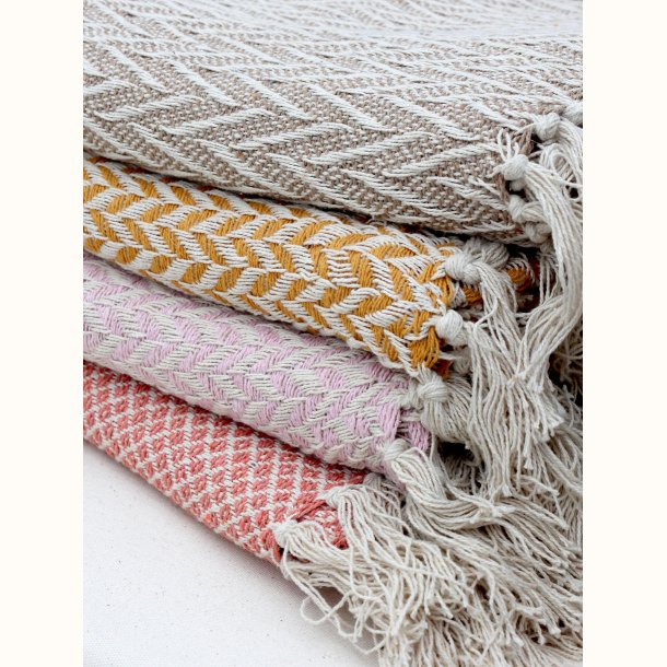 Aix Plaid af overskudsgarn