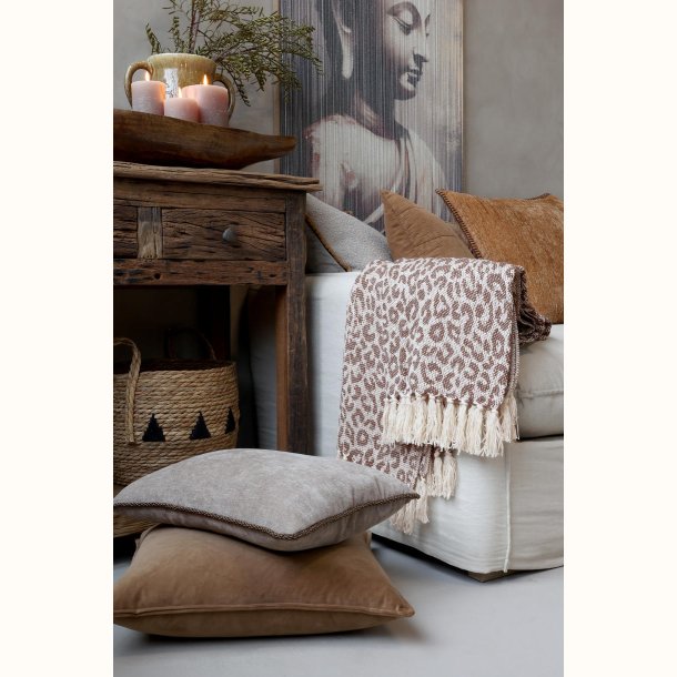 H�ndv�vet plaid med frynser