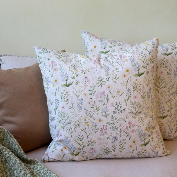 Aix Pudebetr�k m. gr�ftekantsblomster