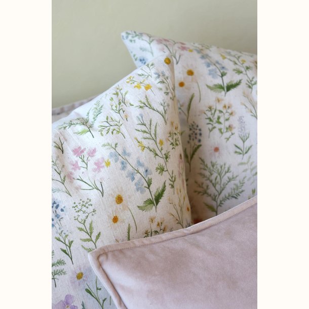 Aix Pudebetr�k m. gr�ftekantsblomster