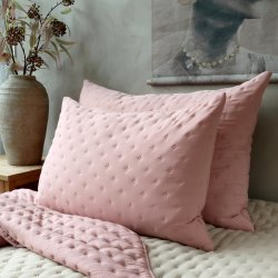 Pudebetr�k i old rose p� seng