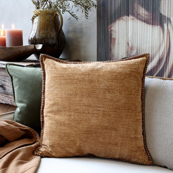 Chenille-pudebetr�k i clay p� sofa