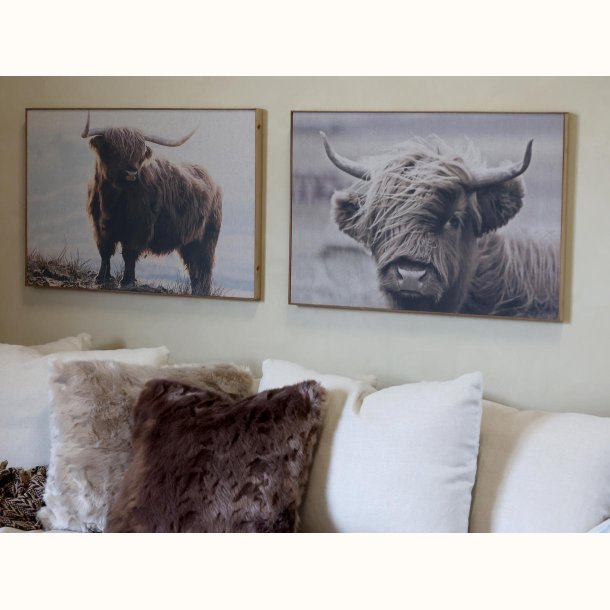 Canvasbillede med tyr i stemningsfuldt sovev�relse