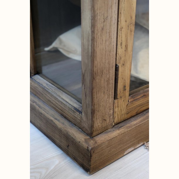 Marseille Vitrineskab m. 8 l�ger &amp; hylder