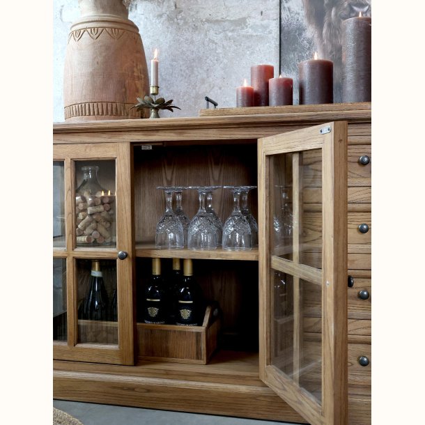 Marseille Vitrine m. 4 l�ger og 4 skuffer