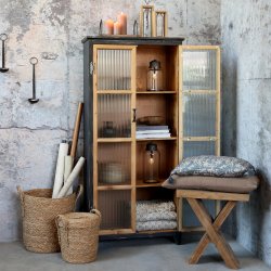 Vitrineskab m. 4 hylder og rillede glasl�ger