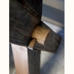 Grimaud Bord m. skuffe