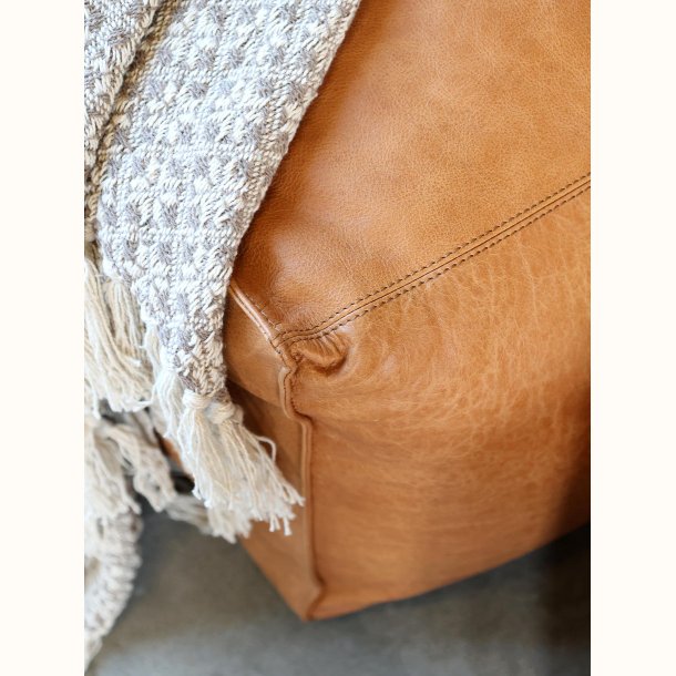 Loungestol i l�der