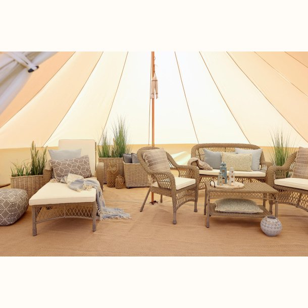 lounge haves�t i flet med sofa og stole