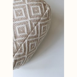 detalje af m�nster p� loungepuf