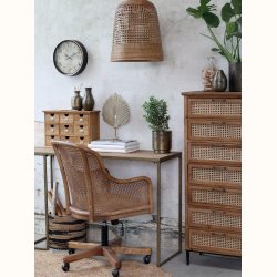 fransk skrivebordsstol med flets�de i boligindretning