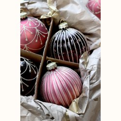 S�t af 6 julekugler malva
