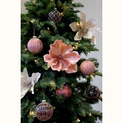 Malva julekugler p� juletr�