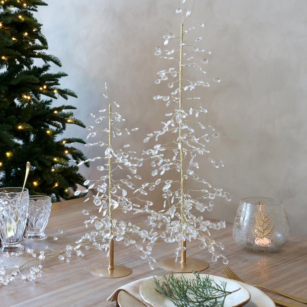 To prismetr�er p� bord som julepynt
