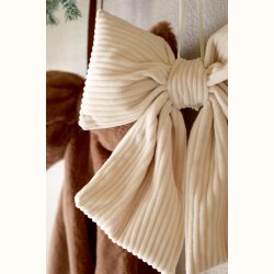 Beige julesl�jfe med ribbet fl�jl og lange b�nd