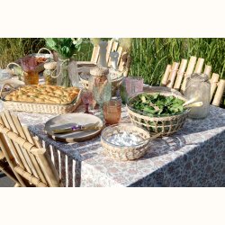 Glasfad med fletkurv uden indhold