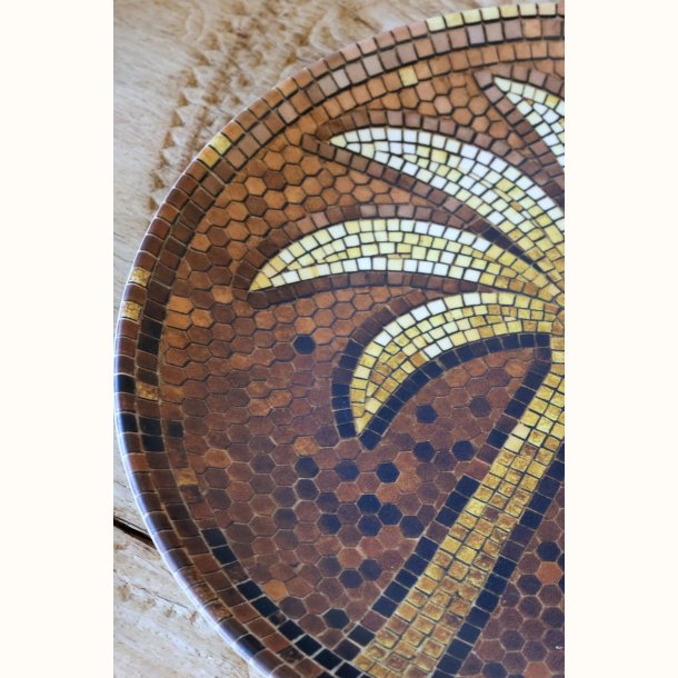 Detalje af mosaikfad med palme