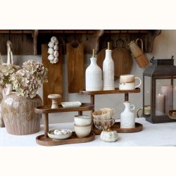 Tours display i mangotr� med servering