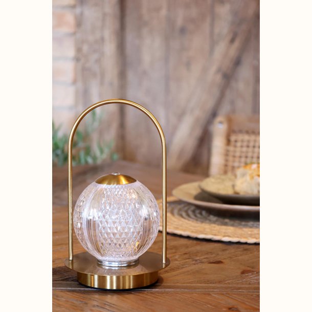 Elegant opladelig lampe til stuen eller spisebordet i klassisk stil