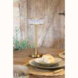 LED bordlampe i messingfinish til elegant og hyggelig bordd�kning