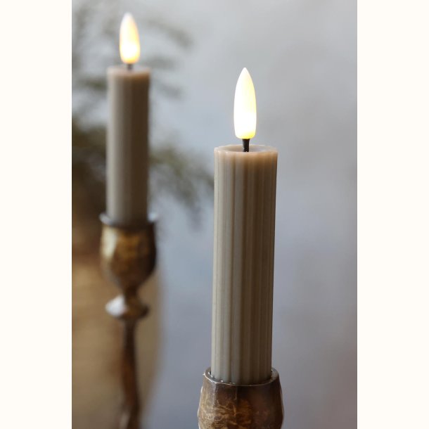 Rillede LED-bedelys latte fra Cenon