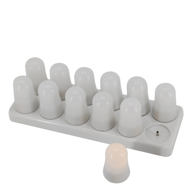 Opladerstation til genopladelige LED-fyrfadslys