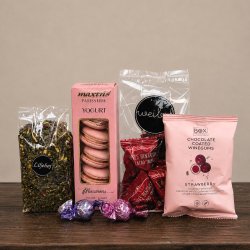 Gavepose 199 nr. 3 med te, tr�fler, vingummi med chokolade og s�de l�kkerier flot indpakket