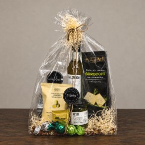 Indhold i Gavepose 249 nr. 1 med balsamico, pesto, italienske kiks, tr�fler og vingummi med chokolade
