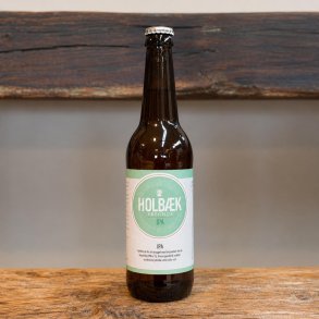 Holb�k Bryghus IPA 50 cl India Pale Ale p� rustikt tr�bord